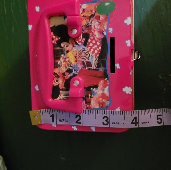 90's Mickey & Minnie metal lock box. - Picture 6 of 7